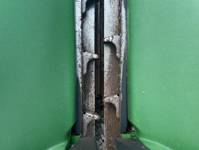 John Deere C8R