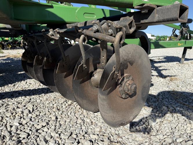 John Deere 2720