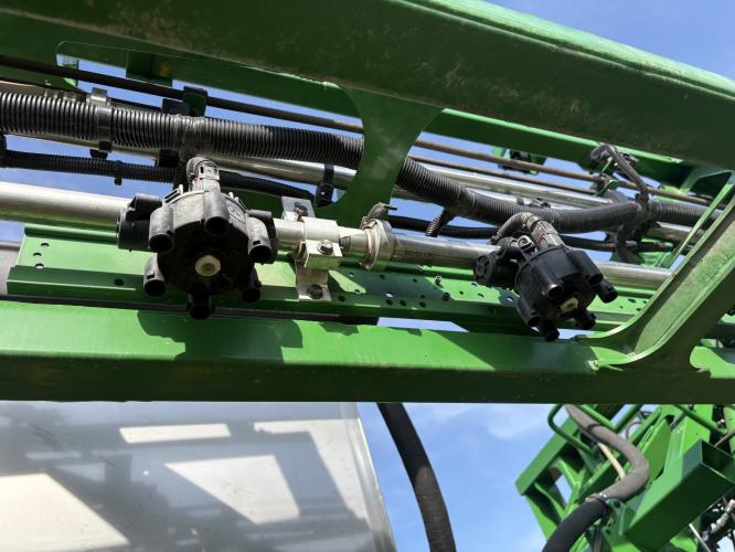 John Deere 412R