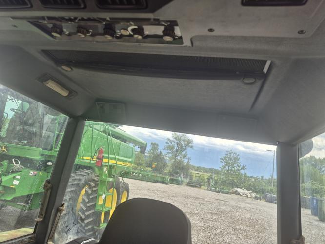 John Deere 4430