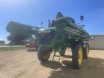 John Deere R4044
