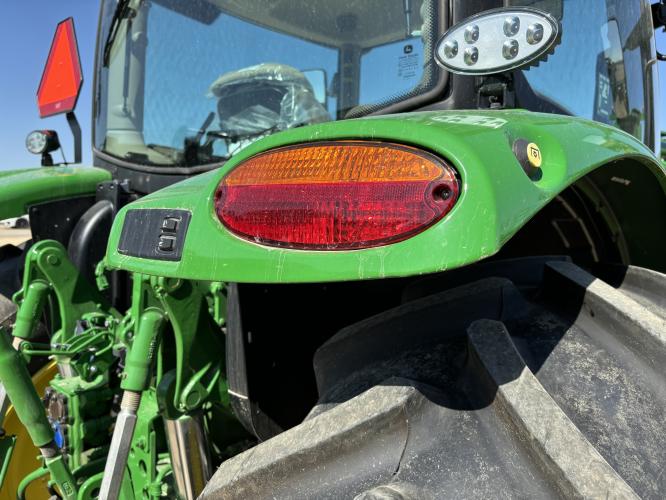 John Deere 6R 130