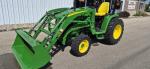 John Deere 3033R