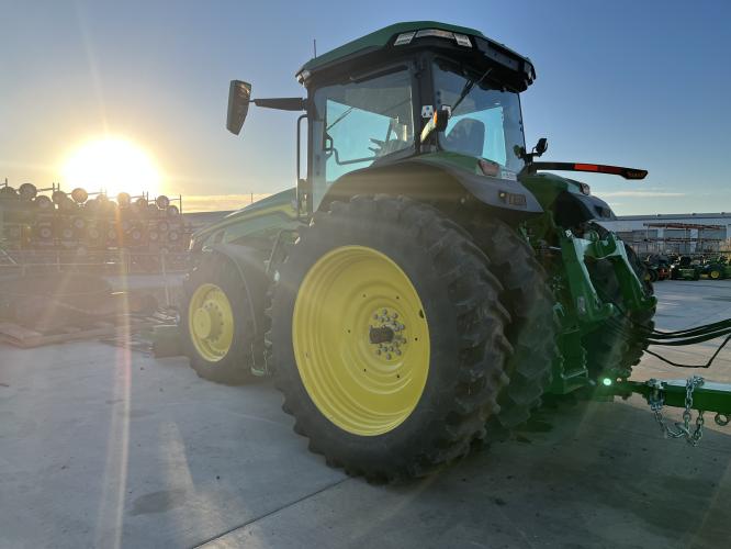 John Deere 8R 250