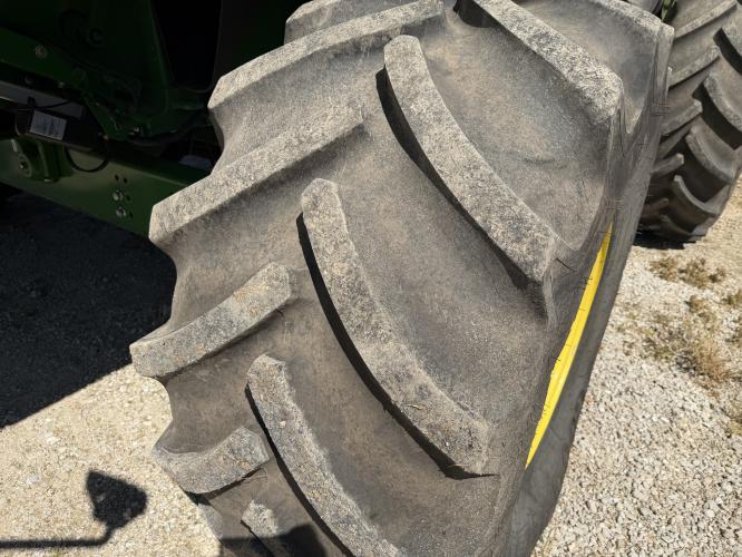 John Deere S780