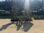 John Deere 726