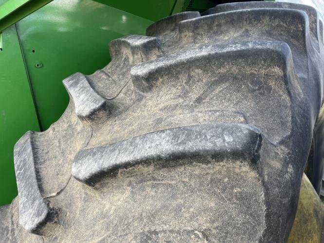John Deere S680