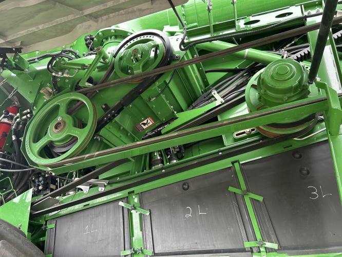 John Deere X9 1000