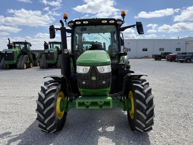 John Deere 6R 120