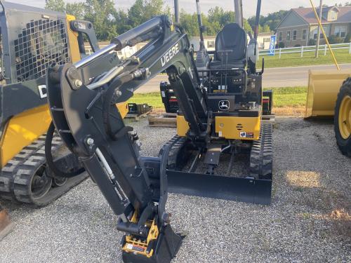 2023 John Deere 17G