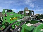 John Deere 2100