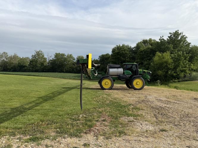 John Deere 612R