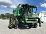 John Deere S7 700