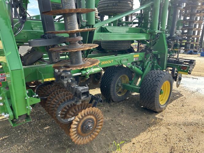 John Deere 2660VT