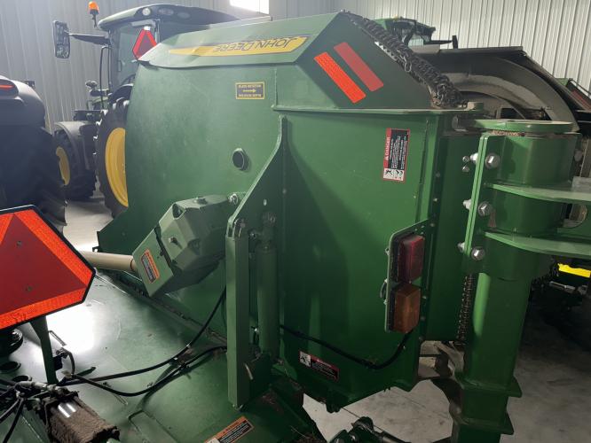 John Deere R15
