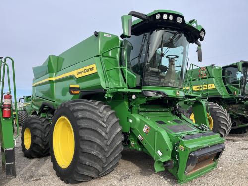 2025 John Deere S7 800
