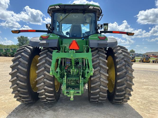 John Deere 8R 250