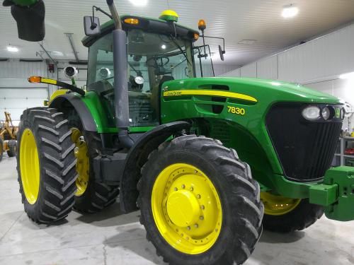 2008 John Deere 7830