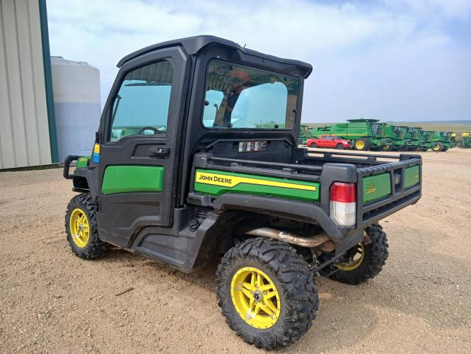 John Deere XUV 835M
