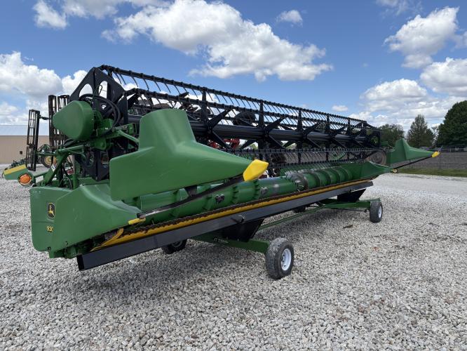 John Deere 930F