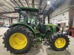 John Deere 5120M