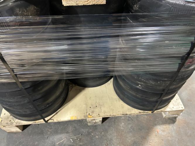 John Deere NEW TAKE OFF AA66604 PLANTER GAUGE WHEEL