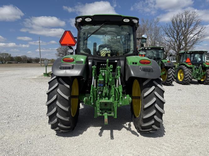 John Deere 6R 120
